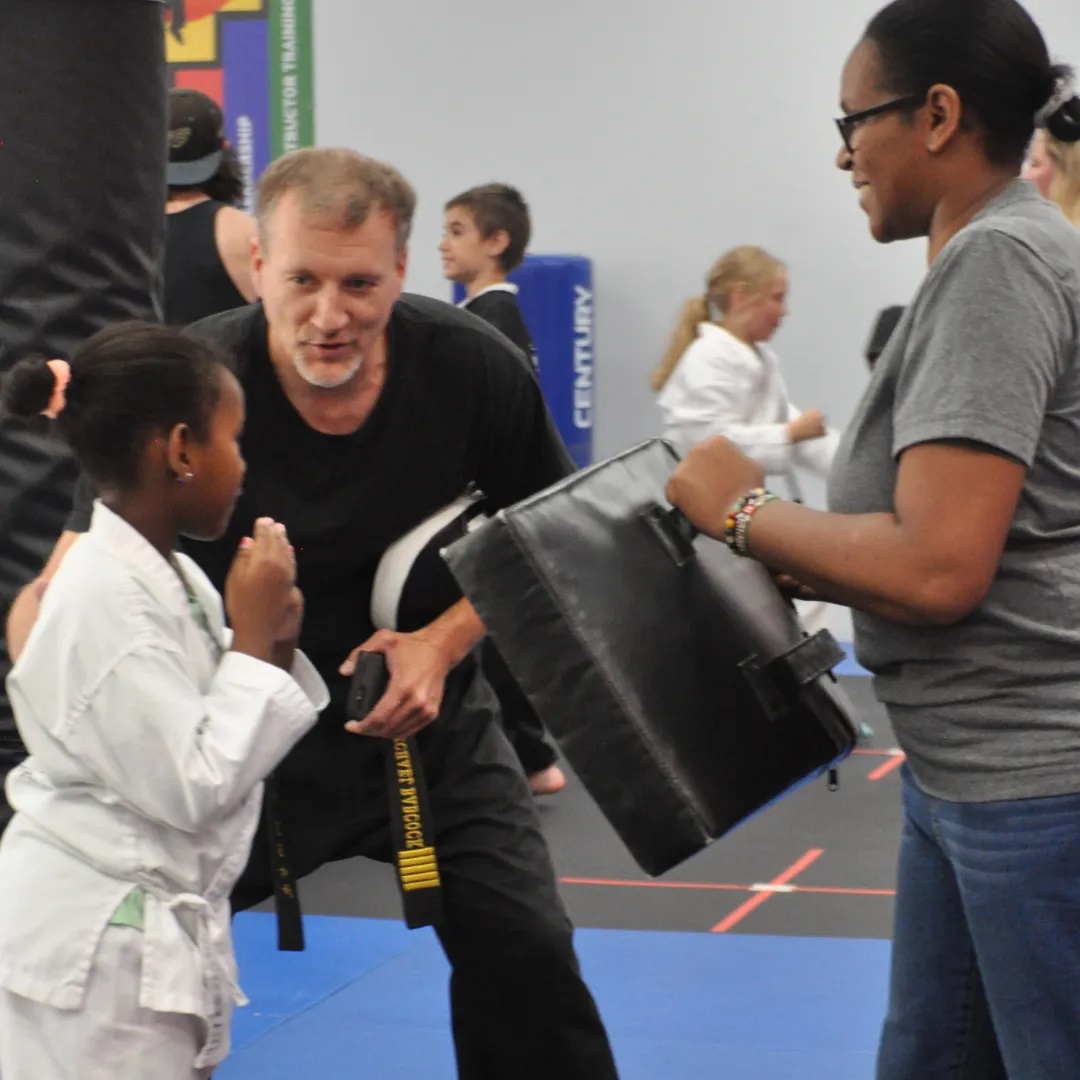 martial arts beginner mom and daughter img